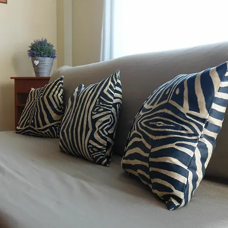 With One Bedroom In Trani, With Furnished Terrace And Wifi - Apartment *