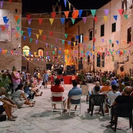 With One Bedroom In Trani, With Furnished Terrace And Wifi -